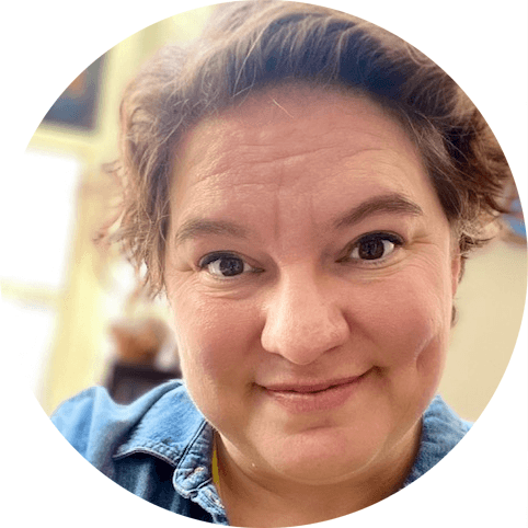 Amanda Winters Headshot